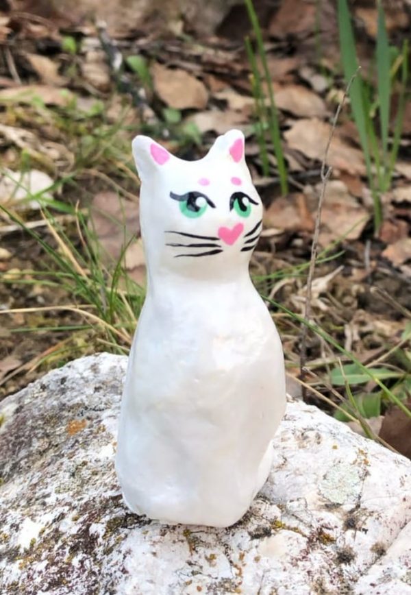 Gattino di ceramica bianco